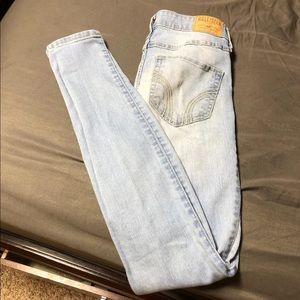 hollister high waisted skinny jeans